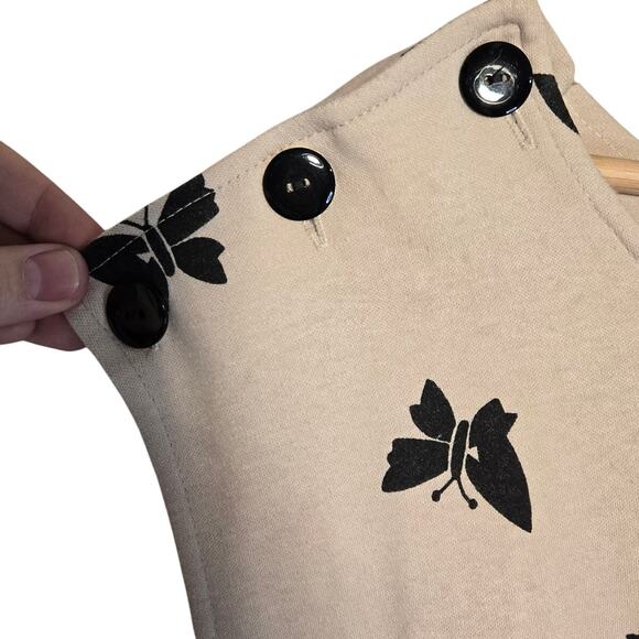 Gloria's Fashions Butterfly Jumper with Pockets, Size XL – Casual Comfort [0324] - Picture 3 of 8